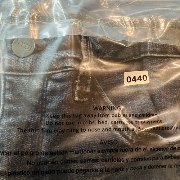 NYDJ Ami Skinny Jeans Women's Size 12P Blue Denim Lift Tuck Technology stretch - Picture 14 of 16